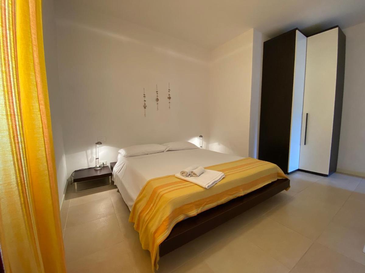 Sabrina Apartments Порто Пино Екстериор снимка